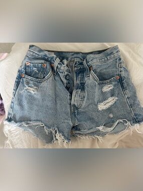 Levi’s 501 Light Wash Denim Shorts